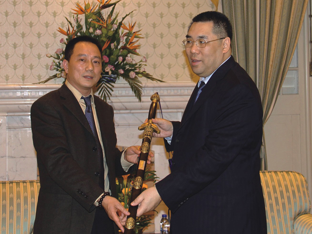 崔世安 ? 時(shí)任澳門(mén)特首